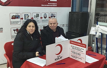 Anadolu Çınarları Partisi’nden Hayat Kurtaran Bağış: "Kan Ver, Umut Ol"