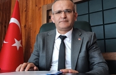 Başkan Demirel; Masa Başında Unutulan Memur: "Saygınlıktan Geçim Derdine"