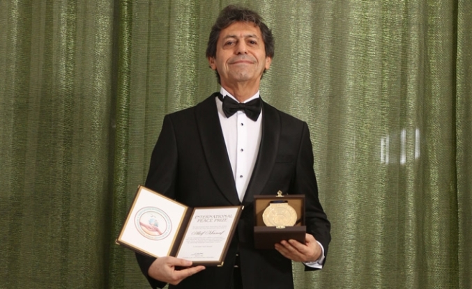 Akif Manaf’a Uluslararası Barış Ödülü