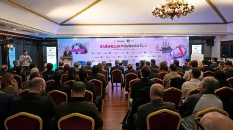 Yeşilay’da bağımlılık ve sömürgecilik ilişkisi ele alındı