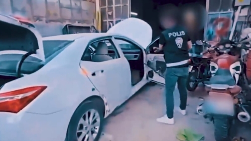 İçişleri Bakanı’ndan “Change Araç” Şebekelerine Operasyon Açıklaması: “Bu Suç Şebekelerinin Belini Kırdık”